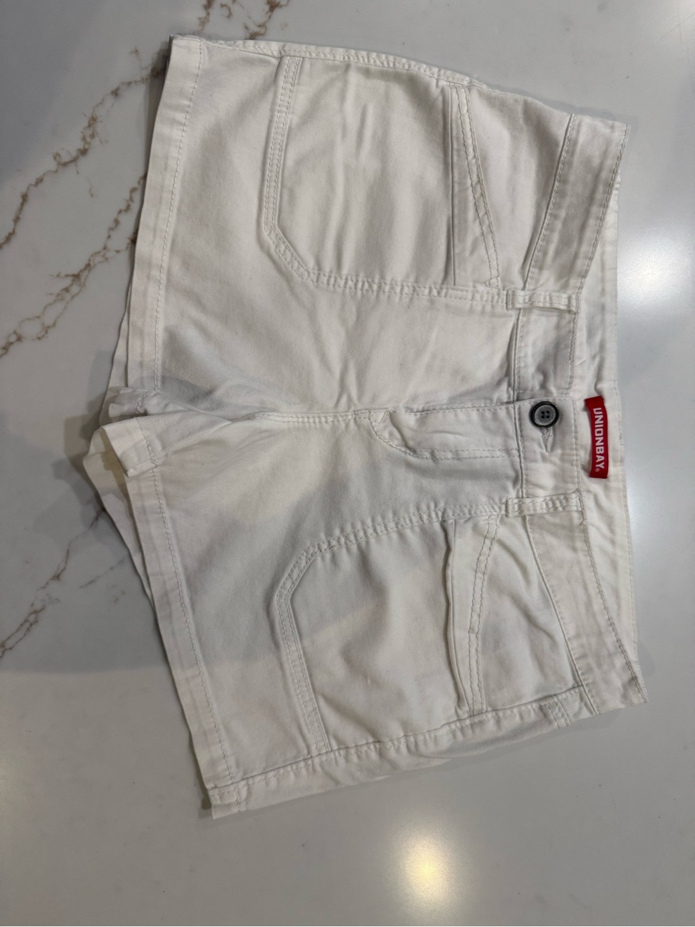 UNIONBAY White Casual Shorts with Red Logo Tag